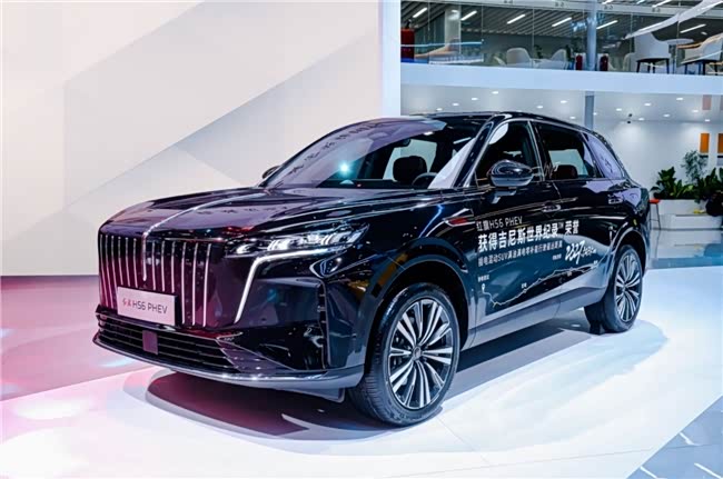 智驾护航!大五座SUV:红旗HS6、理想L6、问界M7深度横评