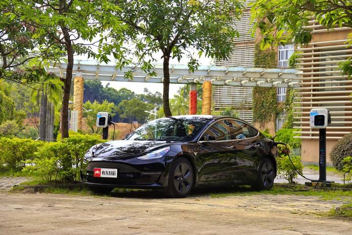 全球最火的电动车,特斯拉Model 3续航测试成绩出乎意料!