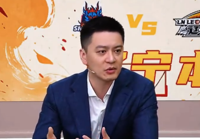 杨鸣点评已宣布退役的李晓旭:平时少言寡语,但非常有担当