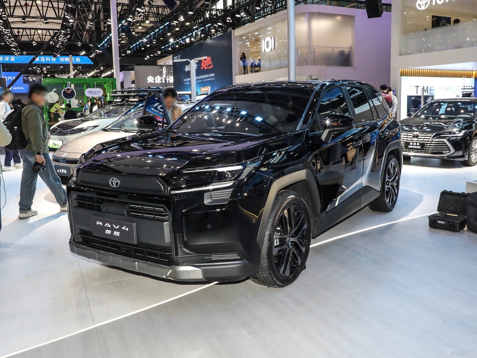 RAV4荣放和威兰达哪个性价比高