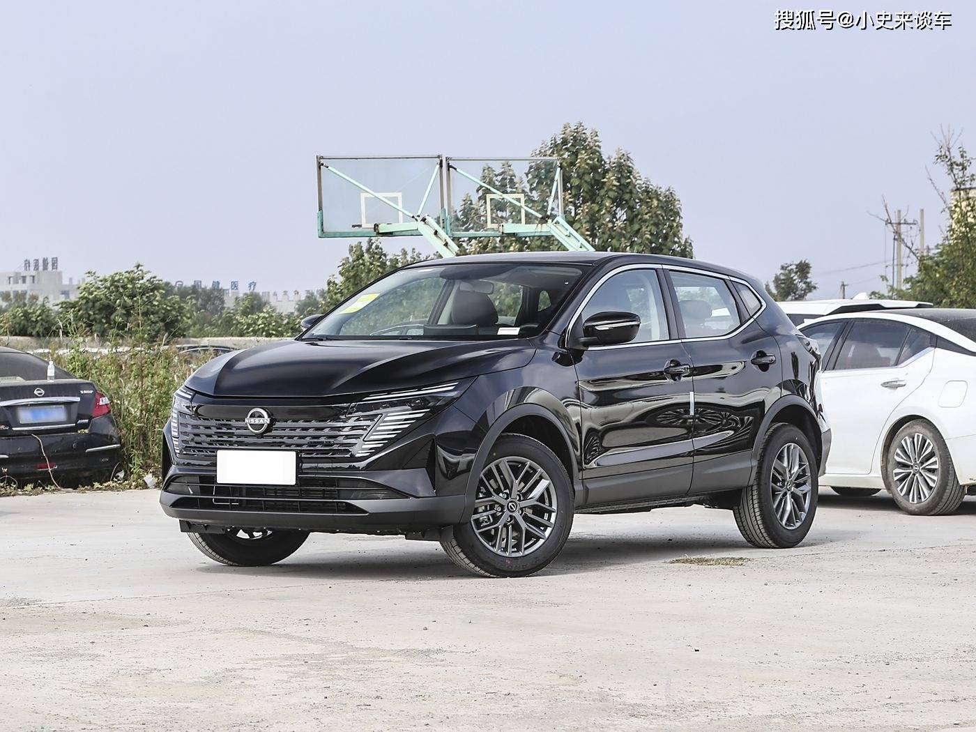 全新日产逍客正式上市!不足13万起，外观时尚动感，搭载2.0L+CVT