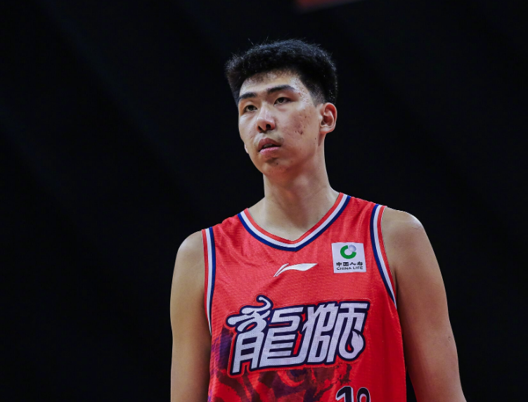 徐昕获NBA5队试训邀请！广州主帅回应：全力支持他冲更高舞台