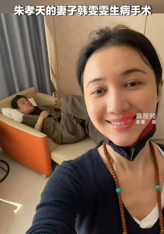 朱孝天妻子生病独自手术引关注 送妻子到医院后离开 _ 游民星空 GamerSky.com