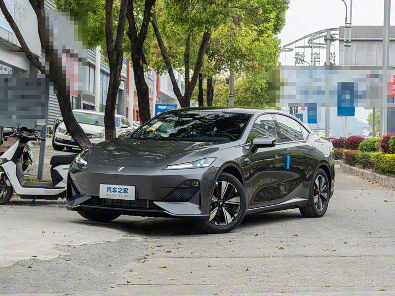 开封本地:深蓝SL03价格优惠来袭,最新报价11.99万!限时特惠