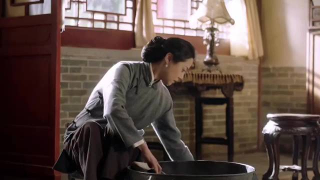 芝麻胡同老爷子心疼儿媳洗衣出钱请人