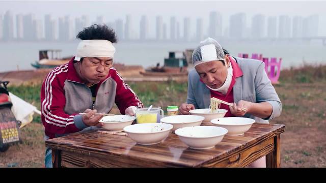 两大喜剧演员同台飙戏被评烂片