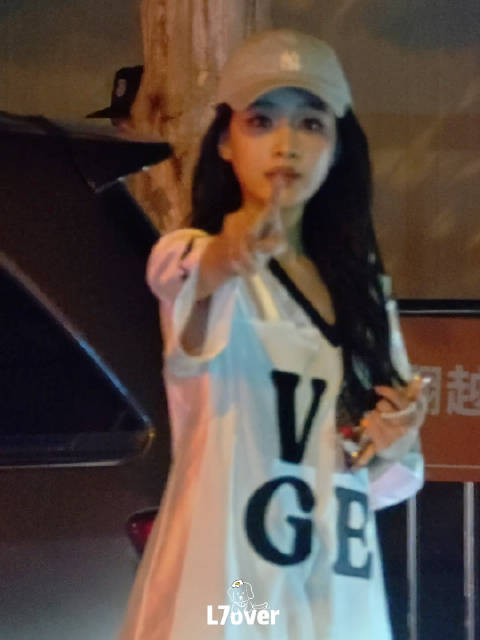 孙怡粉丝见面会激动落泪，两地奔波引心疼
