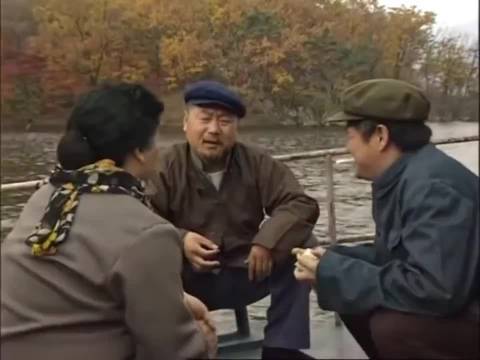 看过这部剧的，据说至少都俩娃了