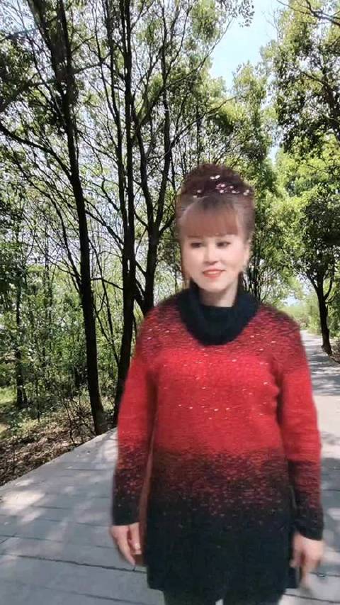 每次遇见你，嘴角就不由自主上扬