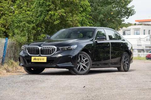 宝马 i5 攻略:纯电中大型豪华轿车 精简版 + DIY 故障解决 + 四季养护
