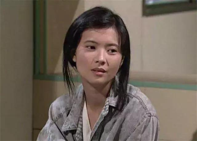 蓝洁瑛和训练班同学关系如何:曾华倩最铁，商天娥感情一般|163