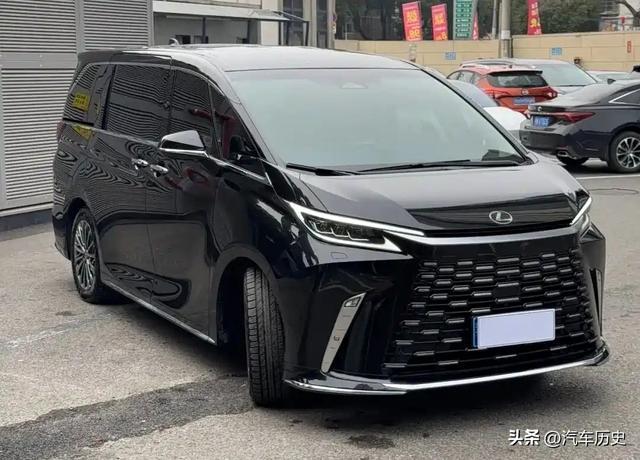 雷克萨斯LM 500h：百万燃油MPV的最后荣光|马力|发动机|埃尔法|燃油mpv|雷克萨斯lm500h_订阅