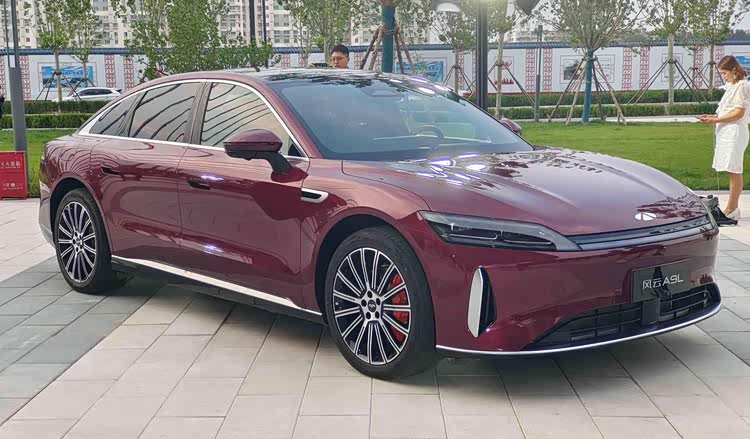 新车奇瑞风云A9L上市,4款配置车长超5米,售14.99万元起