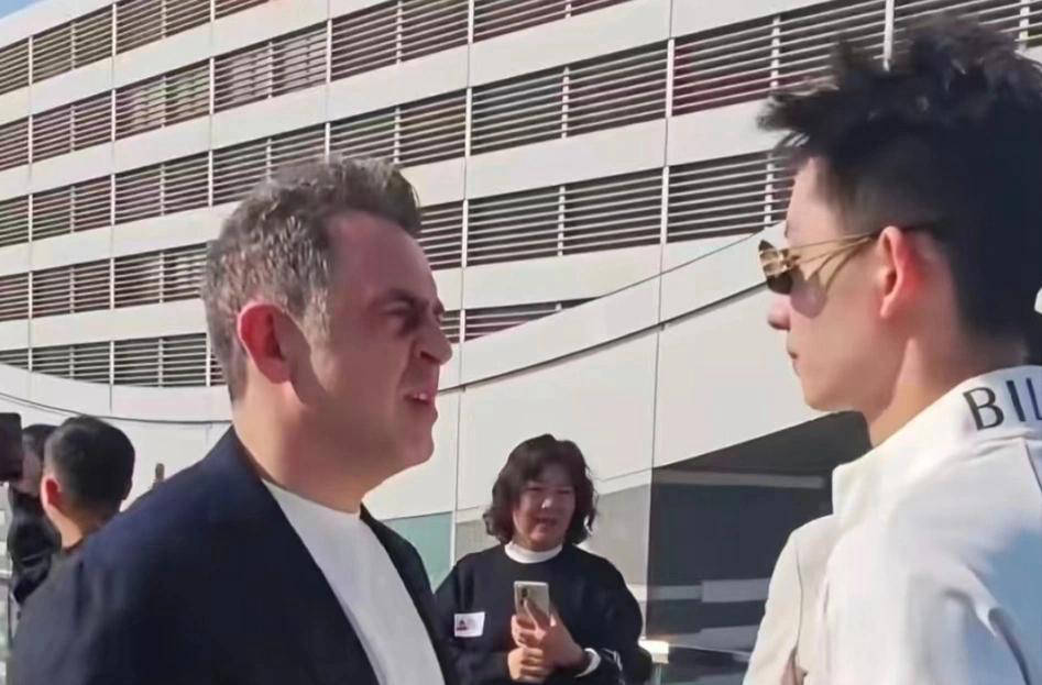 吴宜泽半决赛强势发力，挑战“小钢炮”赢得6-2，奥沙利文预测其夺冠之路
