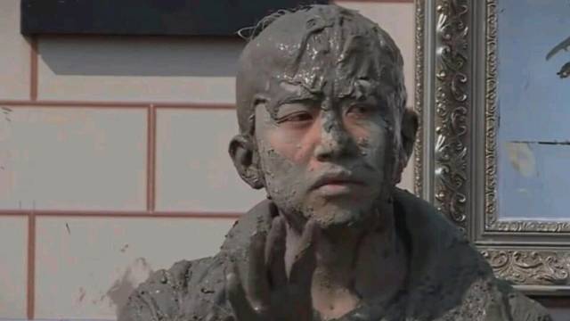 以前的大家都好拼啊，再不洗就成兵马俑了 奔跑吧兄弟剧综汇精彩