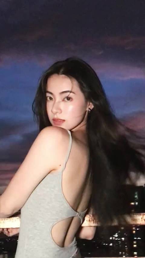 douyin 章鱼丸- 张柏芝➕李恩珠结合体 骨相美女一定是有辨识度和气质的