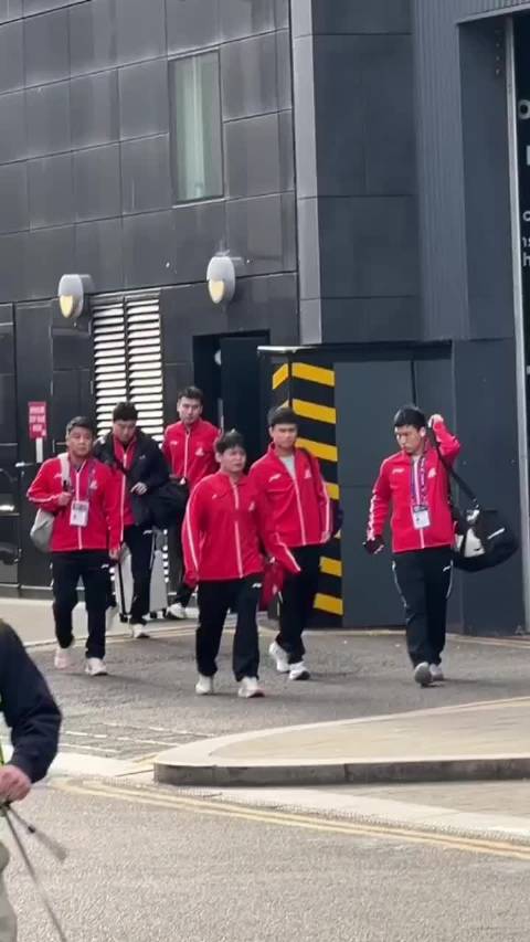 国乒男队5月6日集体出战罗马尼亚
