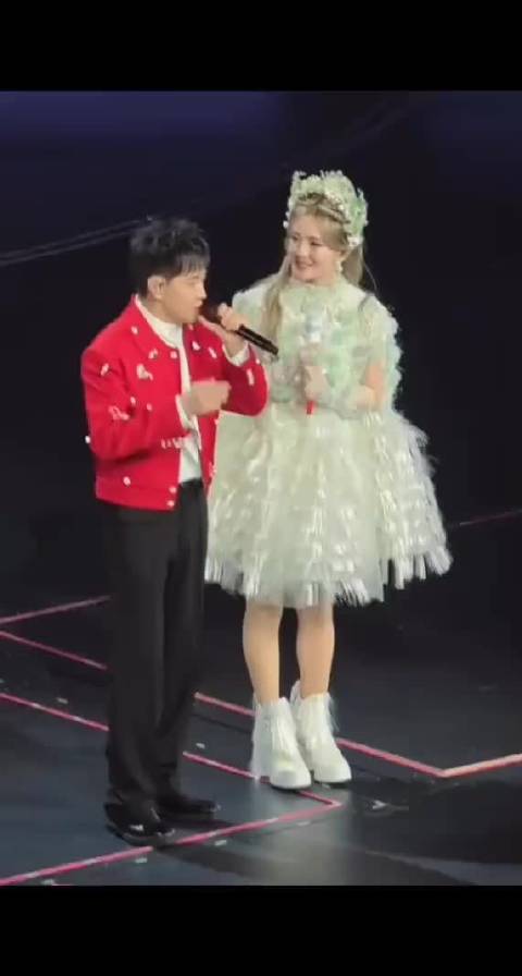 谢娜演唱会嘉宾是学生时代的偶像林志颖！