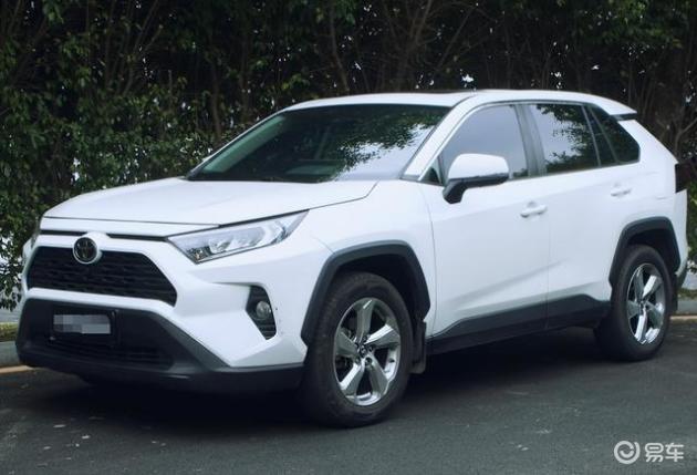 丰田RAV4荣放双擎E+：全能脱困与电池布局探秘