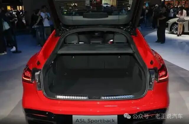 2026款上汽奥迪A5L Sportback曝光,2.0T高/低功率+2922mm轴距+掀背大开口,家用运动轿车真香?