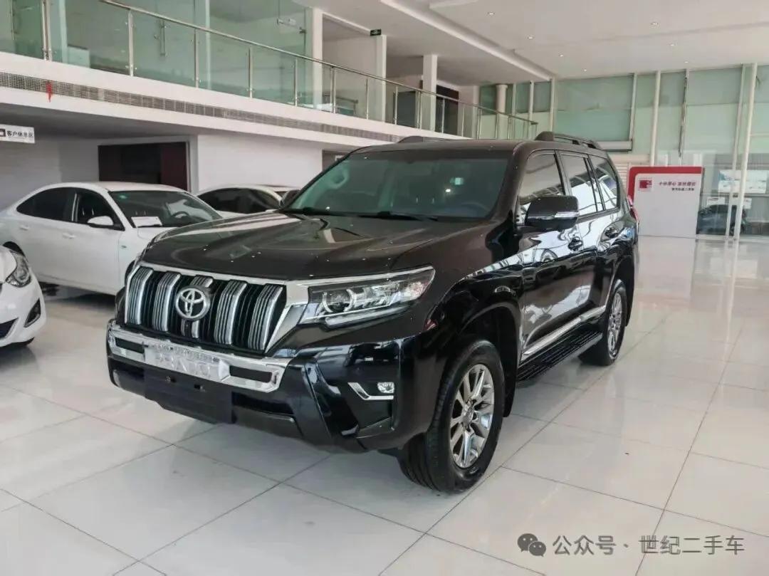 【世纪二手车】每天一款热销车:普拉多 4.0L 自动天窗￥3?  万