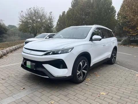 2025款宋PRO新能源深度测评：11万买混动SUV？这车把合资逼疯了！