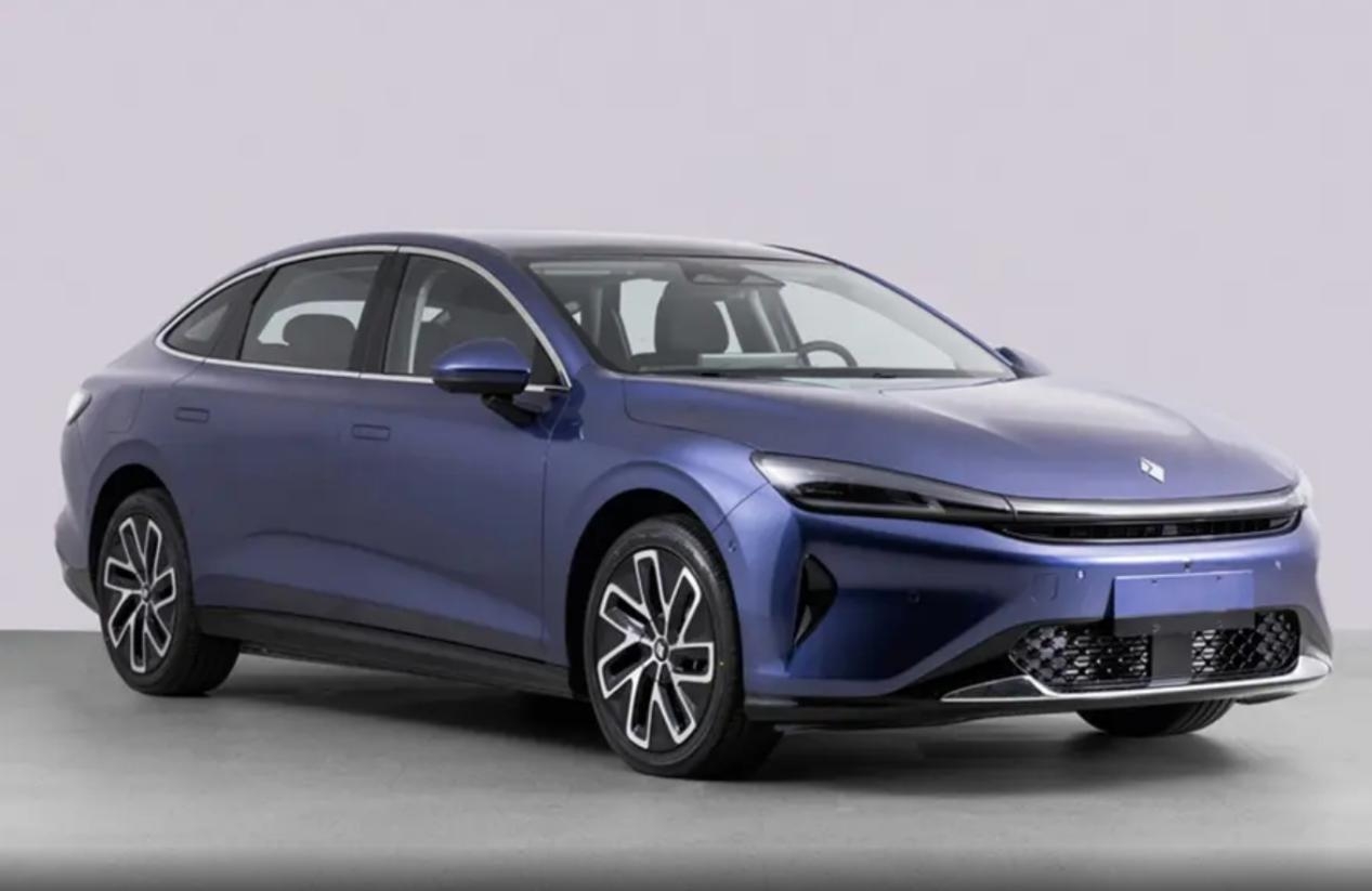 宝骏享境PHEV，12万级插混轿车，标配荷兰KONI减震 | BitAuto