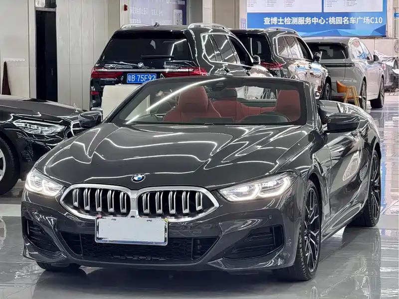 2022款宝马8系二手车,经典豪华力量美学,特价68.8万