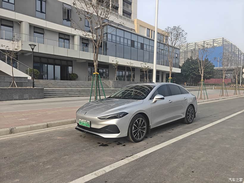 从老飞度到荣威D7 DMH:6万级家用插混的务实之选