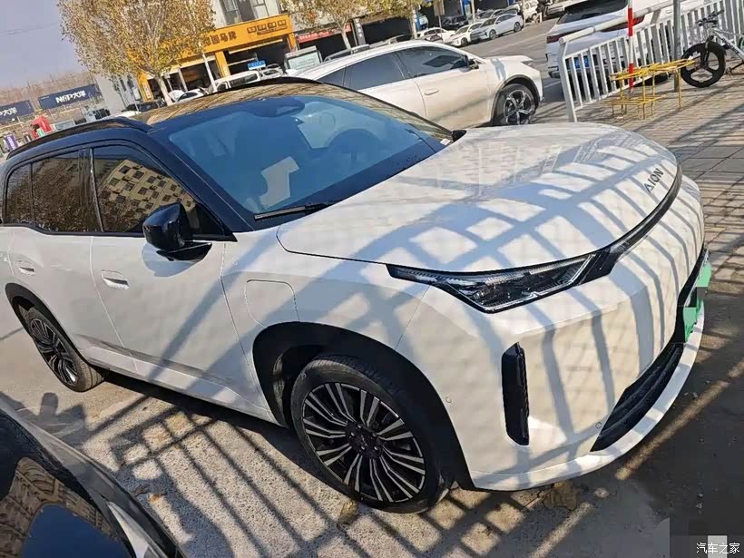 埃安i60主要分增程210km和纯电530km、650km三