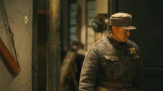 军官巡查偶遇偷食者竟为牺牲战友,万茜王阳黄澄澄主演