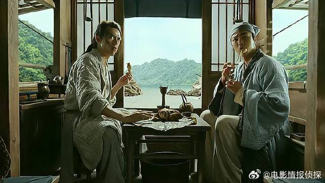 李现不愧是狐仙，带着陈立农天天吃鸡，引得驴放屁抗议