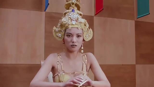 《赌圣》幕后：王晶不满抄袭，梁朝伟拒演，周星驰逆袭