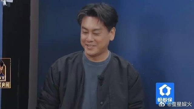 朱孝天故意跟着刘璇王铁柱，谁料一进房间傻眼，还以为穿越了！