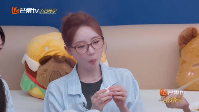 张月陈瑶2020年拍戏相识，合作两部作品后舞台再聚