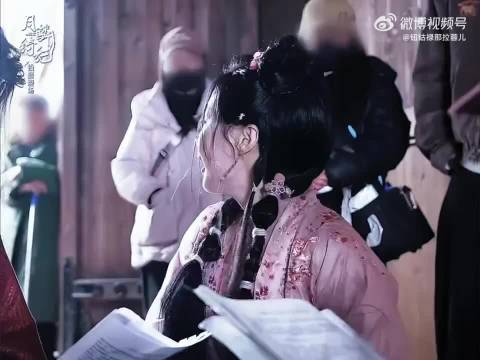 金靖田嘉瑞互动引热议常华森笑场鞠婧祎陈都灵曾舜晞同场