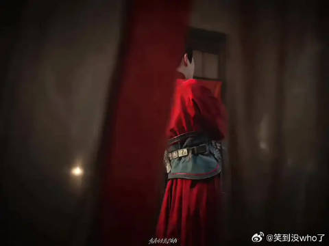 美人好腰！ 我就坤续凝这个叔叔