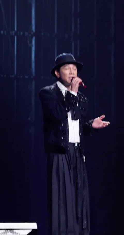 陈小春天津演唱会首次演绎0932 还有多少人记起这首歌