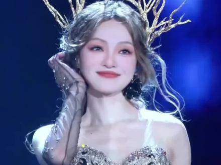 张韶涵怀中听歌，梦想照进现实！
