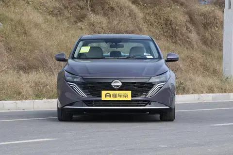 2026款天籁鸿蒙座舱2.0T旗舰版,智能燃油车的新标杆