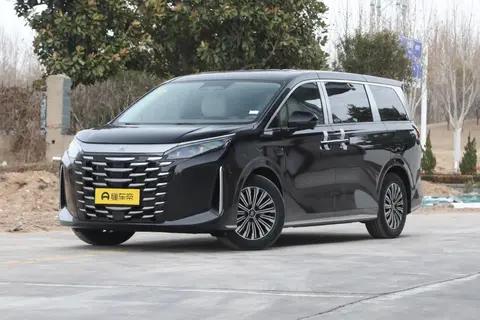 2025 款比亚迪夏，家用商务两不误的插混 MPV，24.98万元起！