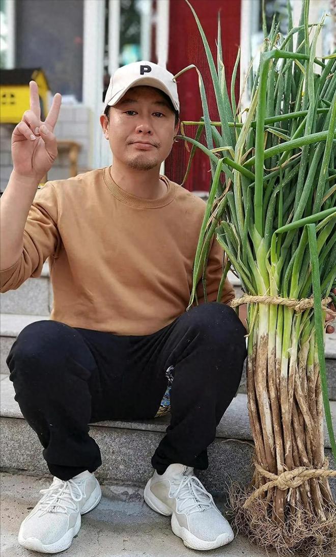 周一围张颂文林家川三家聚会，张颂文妻儿出镜，老婆漂亮有气质|于正|优秀女演员奖|周一围|张颂文|朱丹|林家川