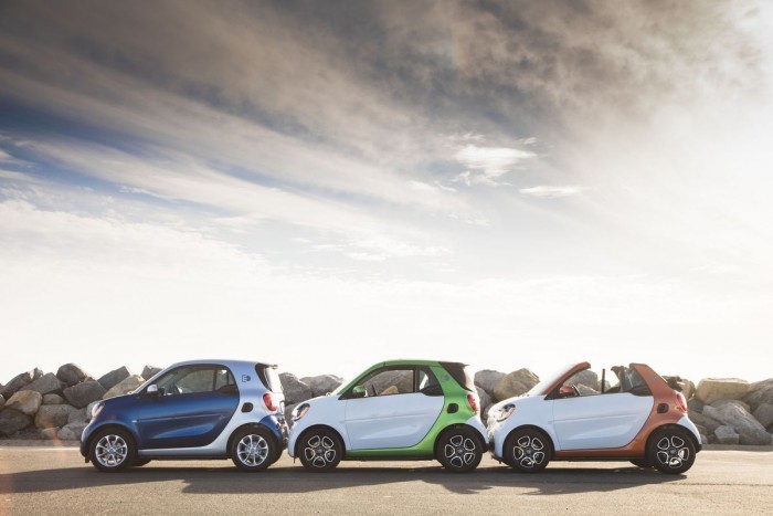 戴姆勒将停止在美加销售小型电动车Smart Fortwo