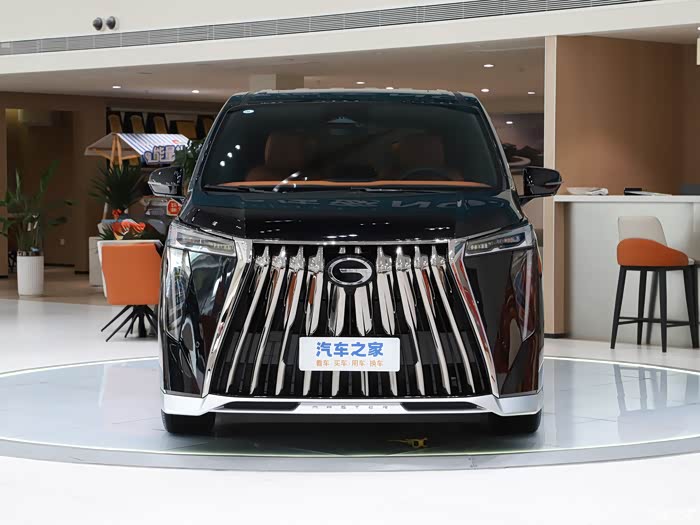 2026款传祺M8 HEV深度解析,对比GL8、赛那可不可以做平替