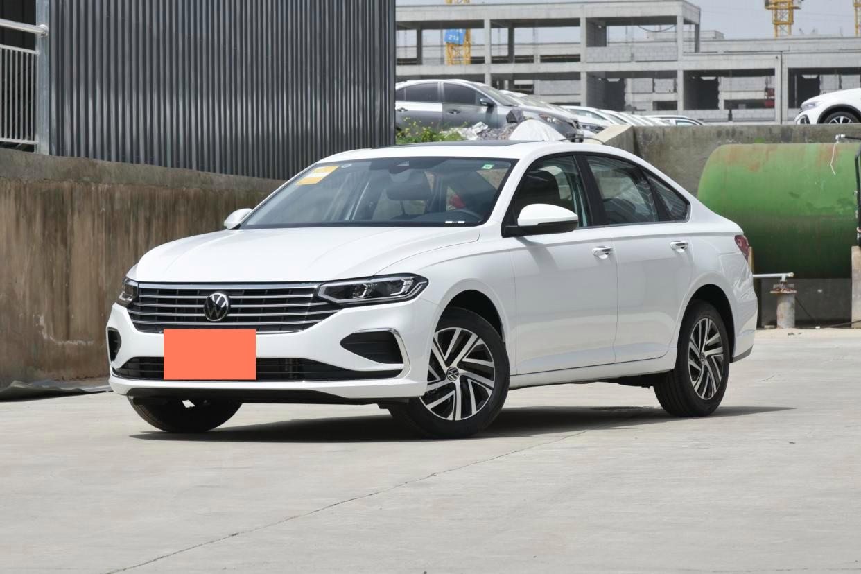 升级1.5T发动机,油耗低至5.4L,改款朗逸300TSI是家用首选吗?
