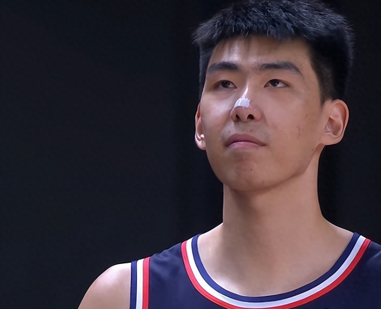 惊喜！男篮短训营增补2人，徐昕在列，轻球员能否扛大旗？
