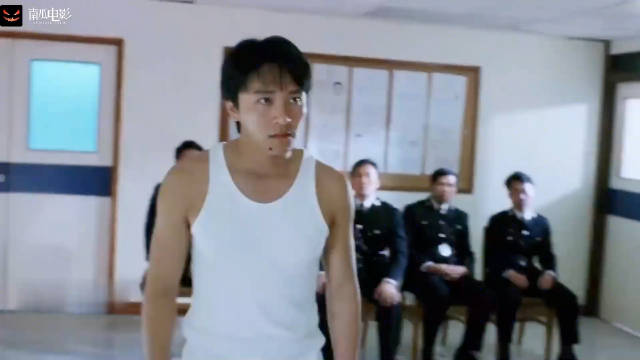 梅艳芳扇星爷这段，堪称北影教科书的演技，从未被超越！