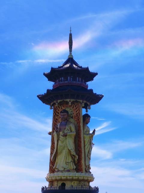 溱湖现罕见虹彩幞状云，再现大话西游七彩祥云