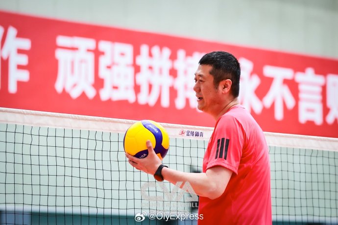 李盈莹和王媛媛同时缺席世联赛，对中国女排备战有何具体影响？