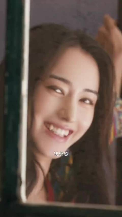 辛芷蕾张子枫等出席香奈儿上海限时店开幕